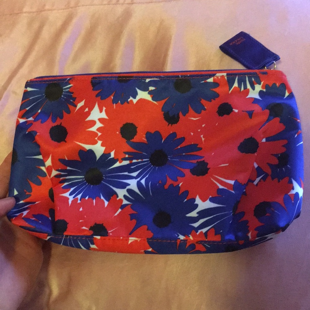 🌟NEW Estēe Lauder 💄 makeup bag